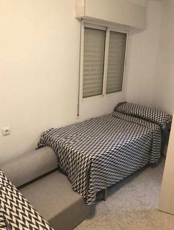 Modern Beach Apartment Торевиеха Екстериор снимка